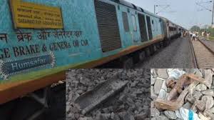 कानपुर रेल हादसा: साबरमती एक्सप्रेस के स्पीडोमीटर में छुपा है डिरेलमेंट का राज, रेलवे अफसर जांच में जुटे
