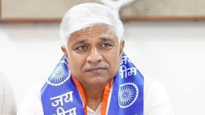 AAP विधायक राजेंद्र पाल गौतम ने कांग्रेस का हाथ थामा- ‘नफरत के बाजार में उम्मीद की किरन’