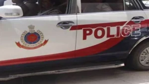 06_12_2023-delhi_police_car_23598484