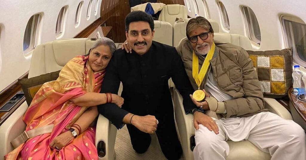 abhishek-bachchan-recalls-jaya-bachchan-was-emotional-wreck-after-watching-his-debut-film-refugee-but-amitabh-bachchan-was-quiet-01