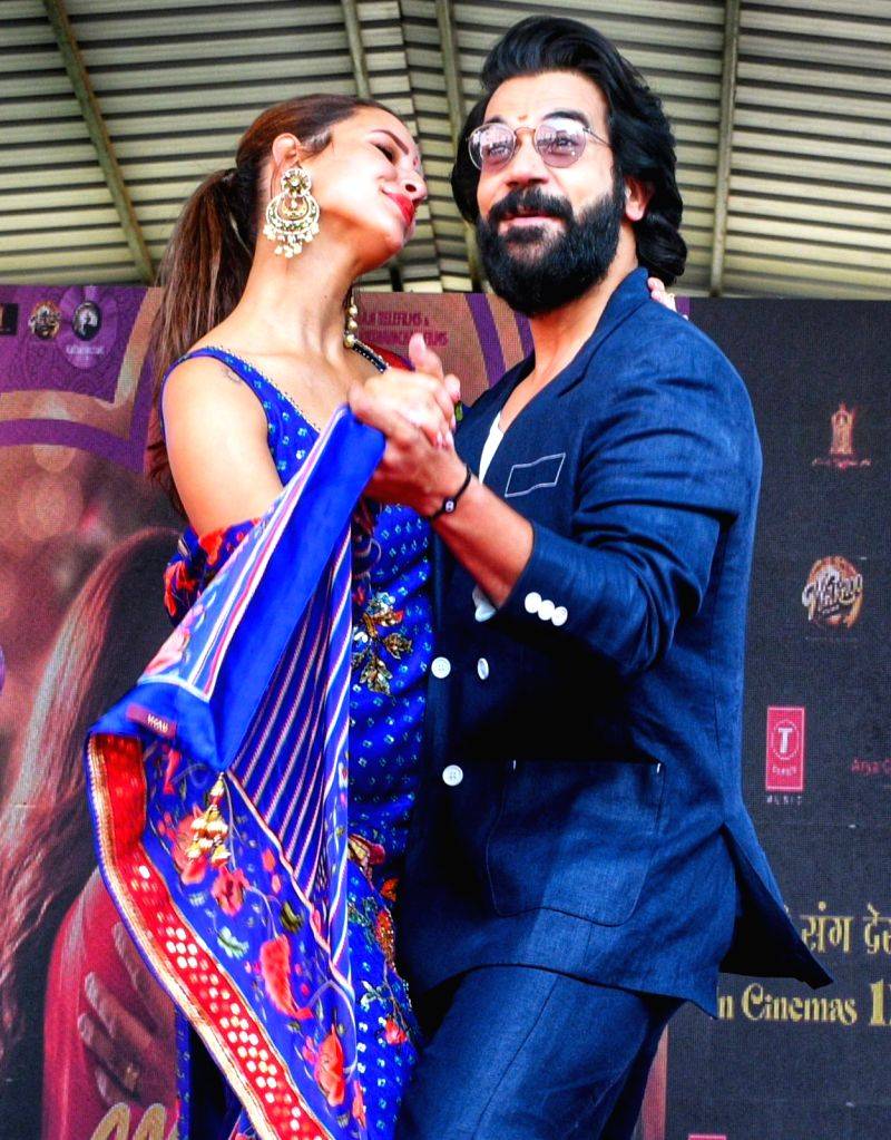 actors-rajkummar-rao-and-tripti-dimri-during-a-1800283