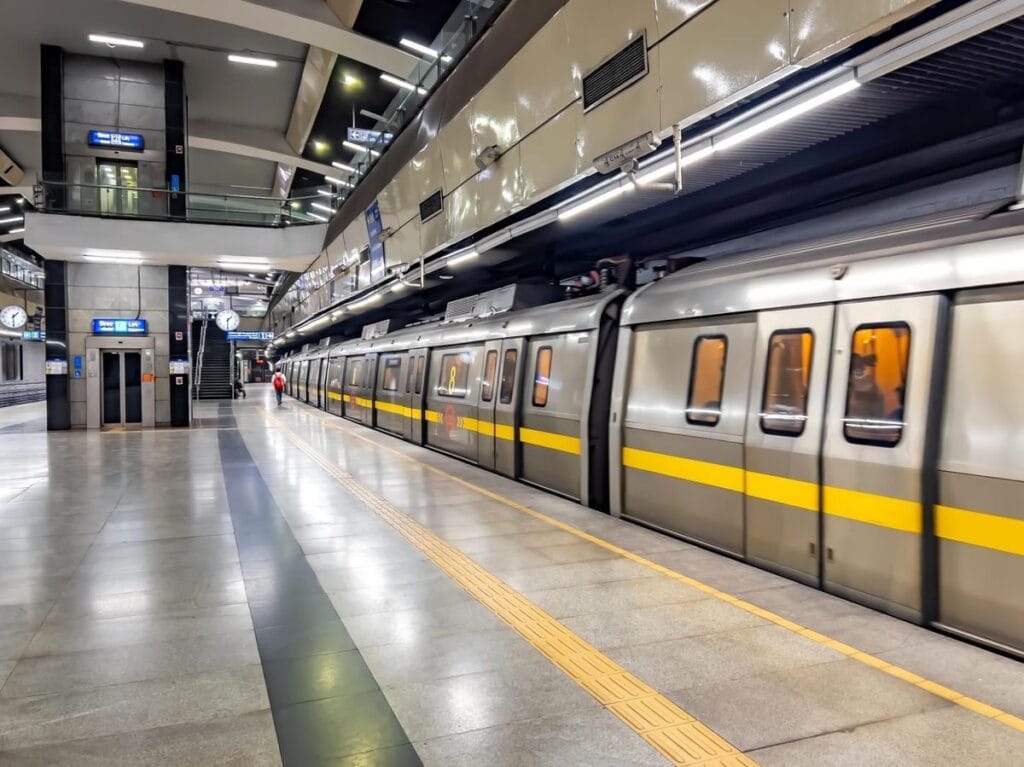 yellow-metro-line-delhi-metro_0_1200