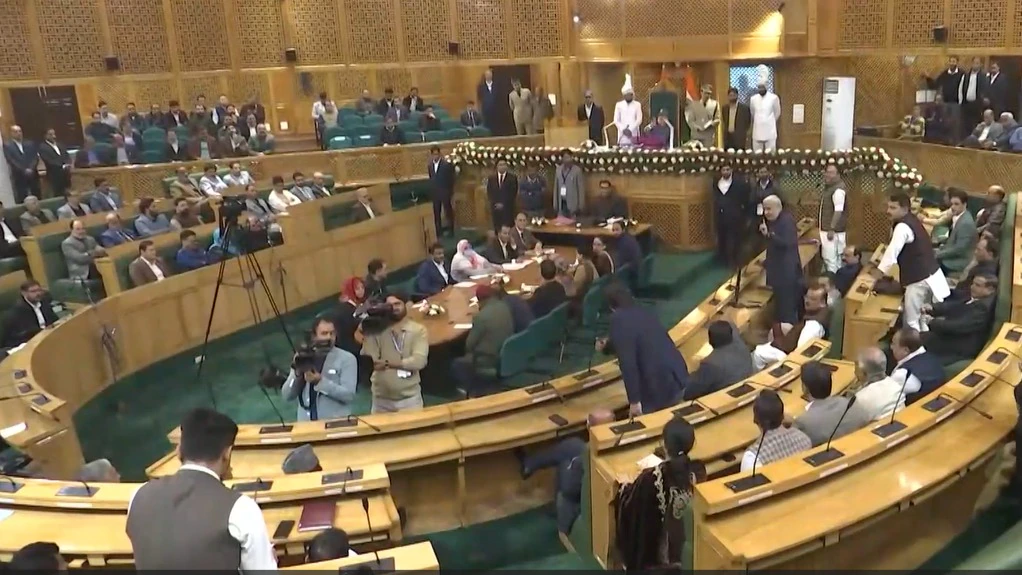 jk-assembly-session-043651874-16x9_0