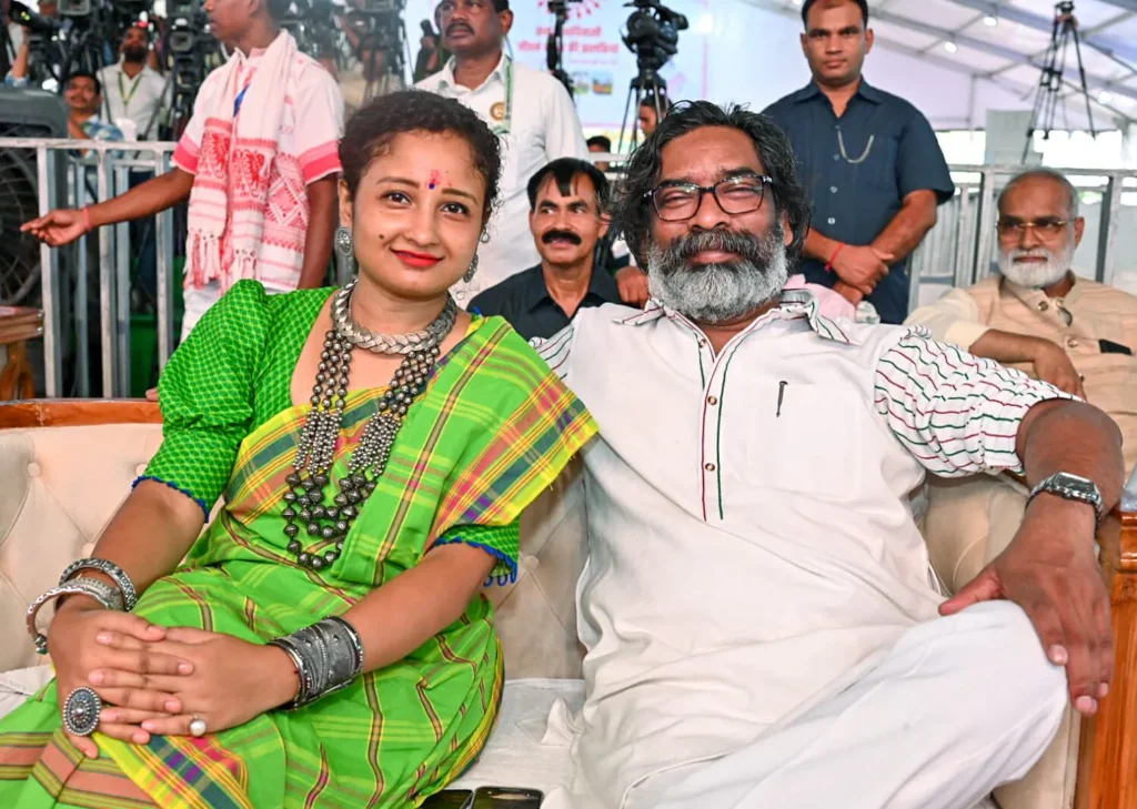 kalpana_soren_hemant_soren_1727436040776