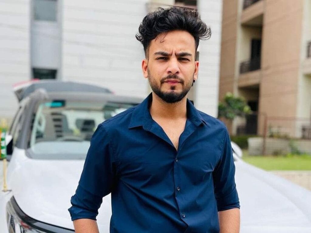 एल्विश यादव की मुश्किलें बढ़ी: गाजियाबाद कोर्ट ने थानाध्यक्ष को FIR दर्ज करने का दिया आदेश