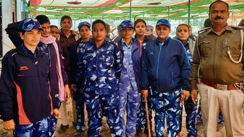 बिहार: धीरेंद्र शास्त्री की हनुमंत कथा के लिए कड़ी सुरक्षा, औरंगजेब प्रशंसा विवाद पर भड़कीं पद्मश्री शांति